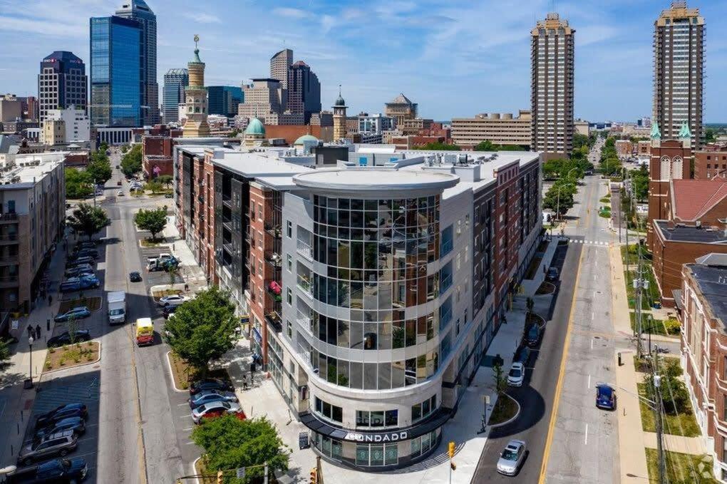 18Br 17Ba Combined Apartments Close To Lucas Oil Stadiom Indianapolis Zewnętrze zdjęcie